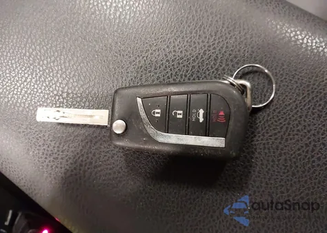 2019 Toyota Camry Le z USA, uszkodzony, nr VIN 4T1B11HKXKU825794